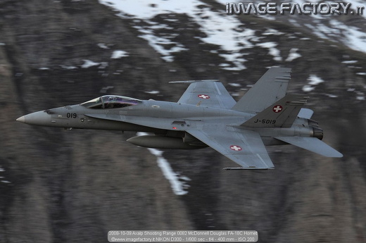 2008-10-09 Axalp Shooting Range 0082 McDonnell Douglas FA-18C Hornet